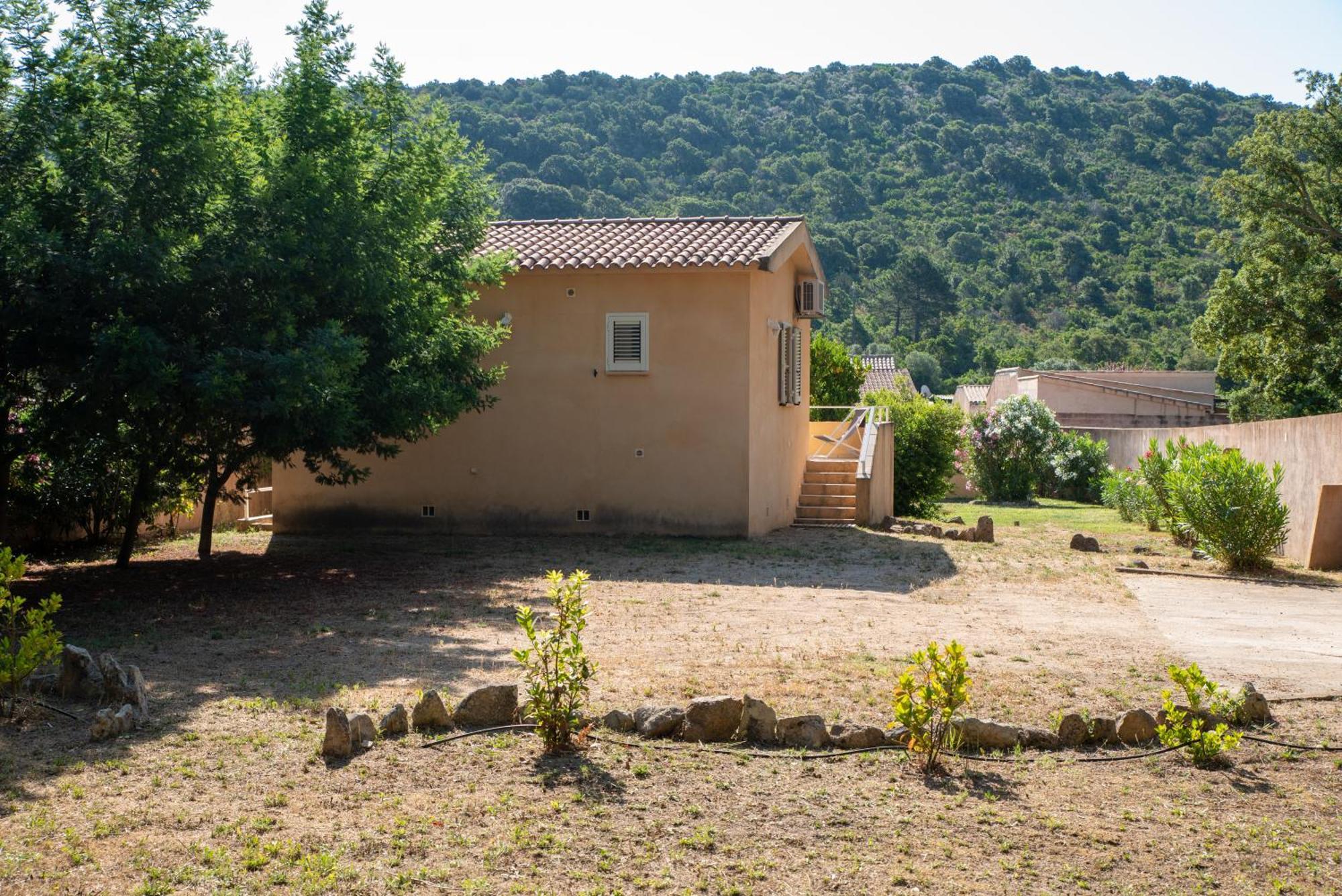 Mini Villa Independante Ideale Et Tres Bien Situee Porto-Vecchio  Luaran gambar