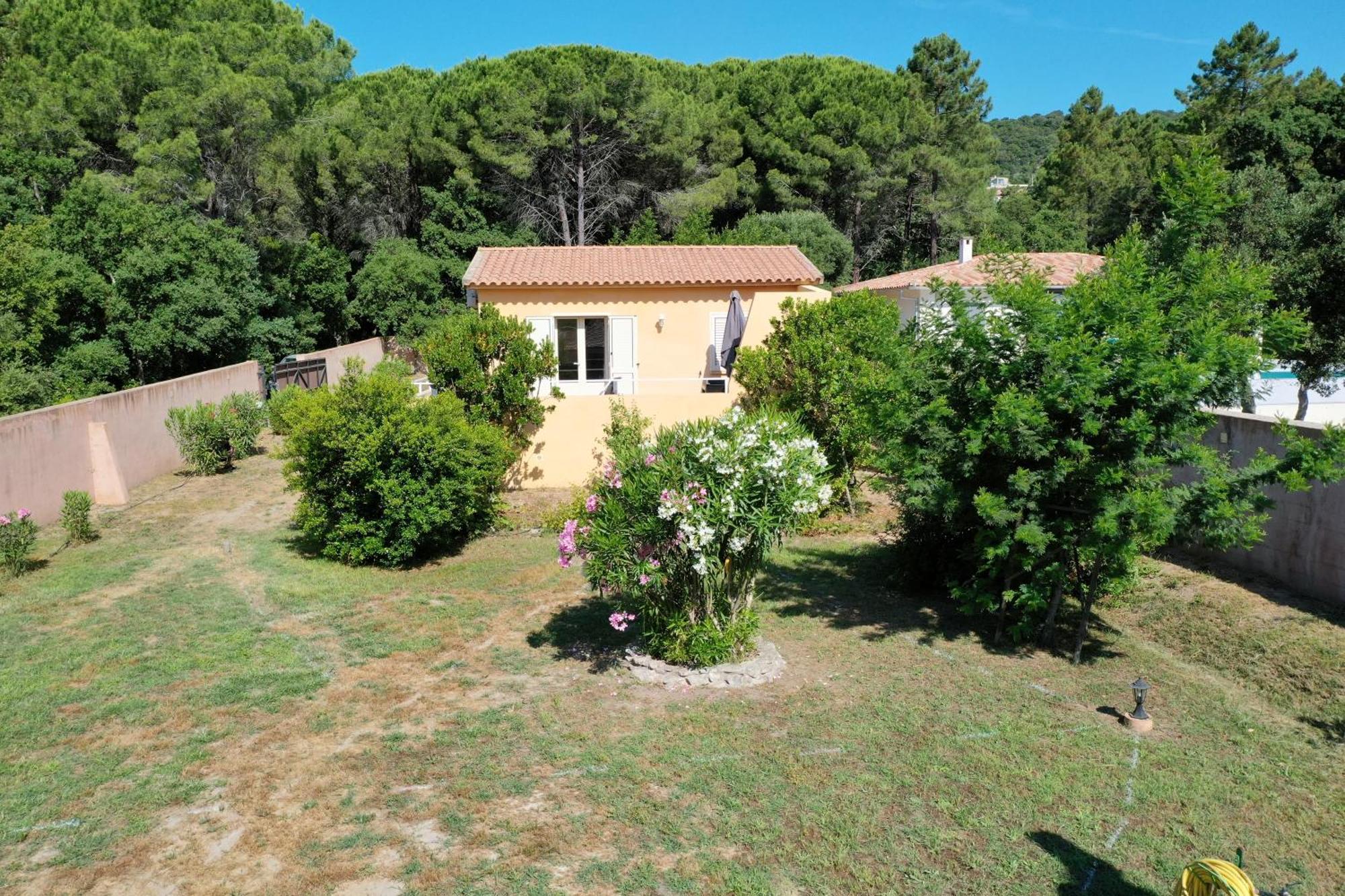 Mini Villa Independante Ideale Et Tres Bien Situee Porto-Vecchio  Luaran gambar